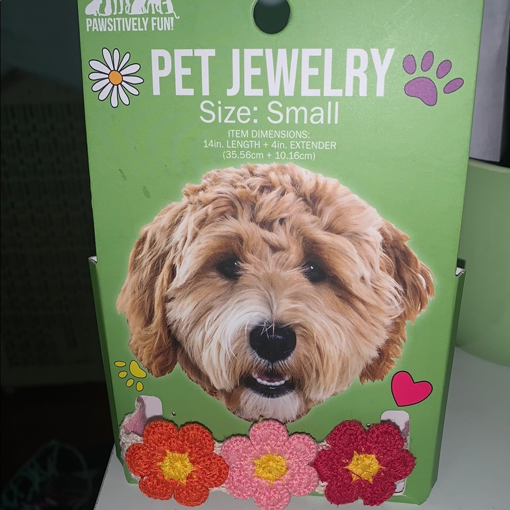 adjustable floral Pet collar nwt